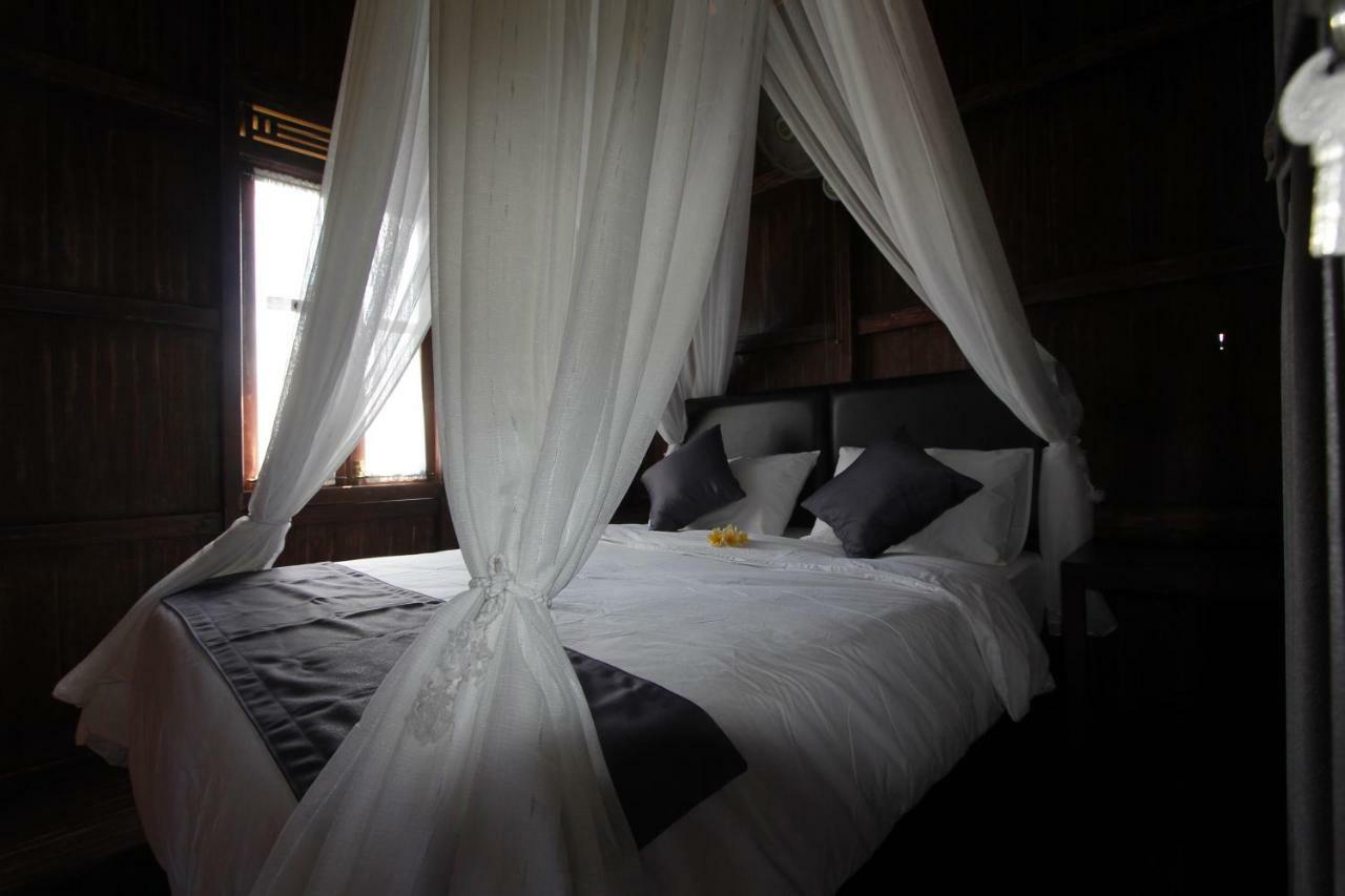 Villa Angel D'Uma Jasri Ngoại thất bức ảnh
